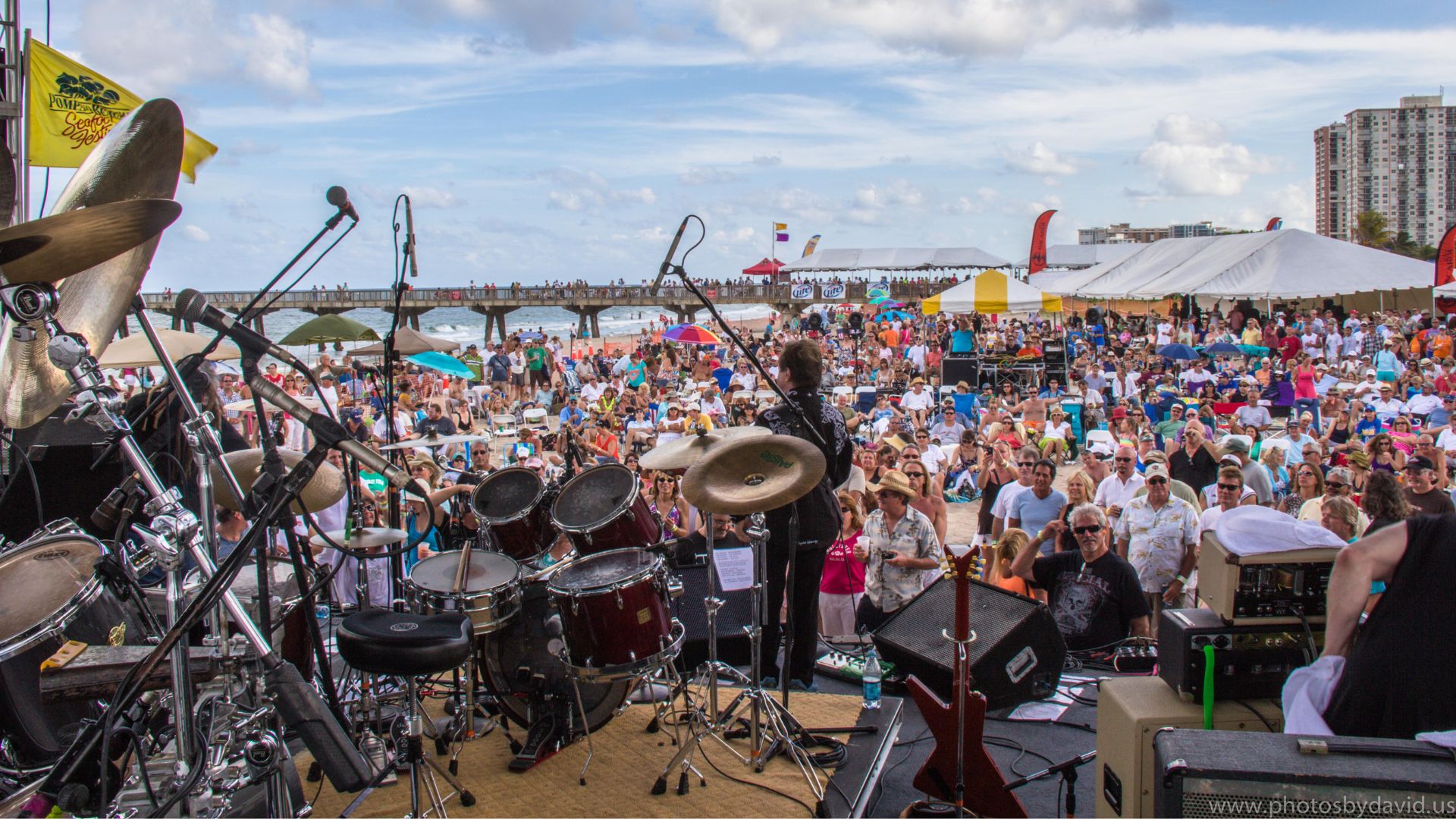 The vibrant coastal community Pompano Beach is well-known for its energetic festivals. Plan your visit and attend the Pompano Beach events
